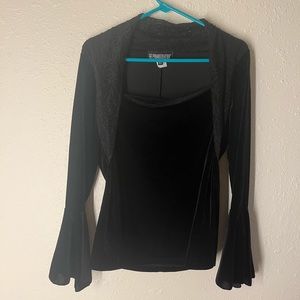 The Pyramid Collection velvet shirt lace square neckline XL good condition